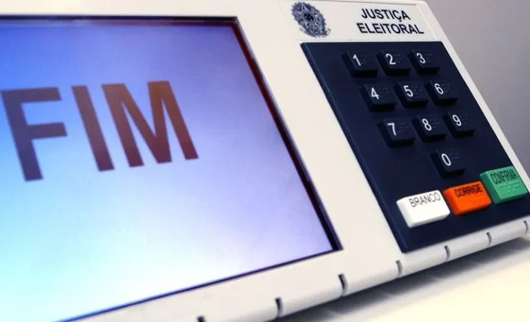 Abstenção recorde e indecisos desafiam estratégias no segundo turno