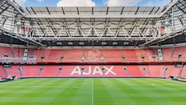 Ajax e Atalanta duelam na Holanda pela segunda rodada da Conference League