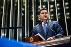 Alcolumbre projeta conclusão da votação sobre o fim da escala 6x1 para esta quarta-feira