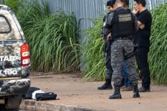 Apreensão de dinheiro vivo em veículo policial impulsiona apuração do Gaeco