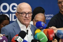 Assembleia legislativa analisa emprestimo de bilhoes apos reeleicao