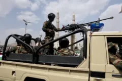 Ataque houthi atinge palácio presidencial em Áden e eleva tensão no Iêmen