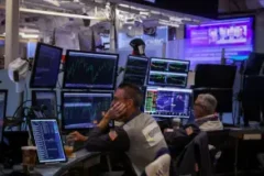 Bancos enfrentam disparada de custos após investimentos em inteligência artificial