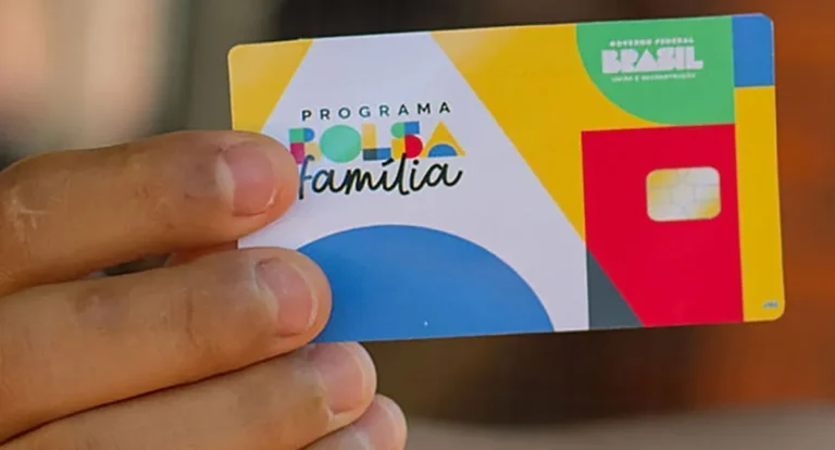Bolsa família vira terreno minado para as campanhas de flávio e lula no segundo turno