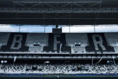 Botafogo e Chapecoense entram em campo pelo campeonato brasileiro
