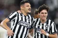 Botafogo vence a chapecoense pelo brasileirão com gol de tiquinho
