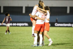 Bragantino vence Ferroviária e larga na frente nas quartas da Copa do Brasil