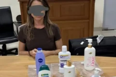 Brasileira é presa na Indonésia com cocaína líquida e enfrenta risco severo