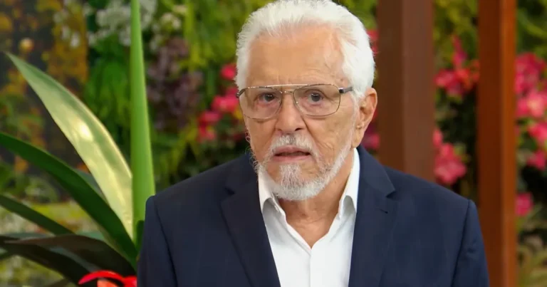 Carlos alberto de nóbrega passa por cirurgia após infecção viral