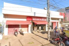 Criminoso armado invade loja e rouba onze celulares em Cuiabá