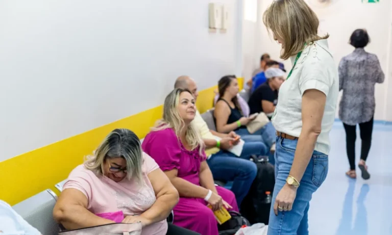Cuiabá promove mutirão de saúde no Outubro Rosa com foco em prevenção