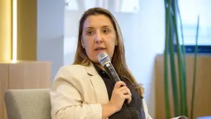 Daniella Marques descarta corte de benefícios e promete foco no combate a privilégios
