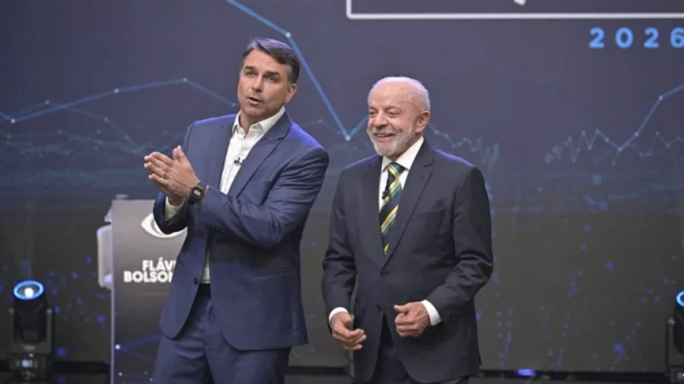 Debate entre Lula e Flávio Bolsonaro na Band levanta reflexões políticas