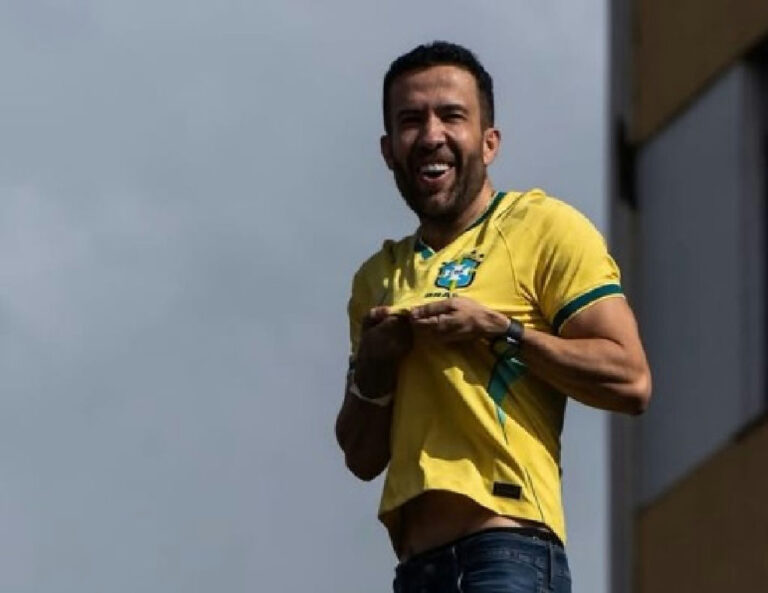 Deputado andre janones e internado em sao paulo com arritmia