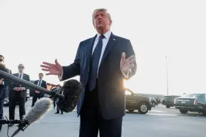 Donald trump exalta poder ampliado e busca impulsionar republicanos em comício