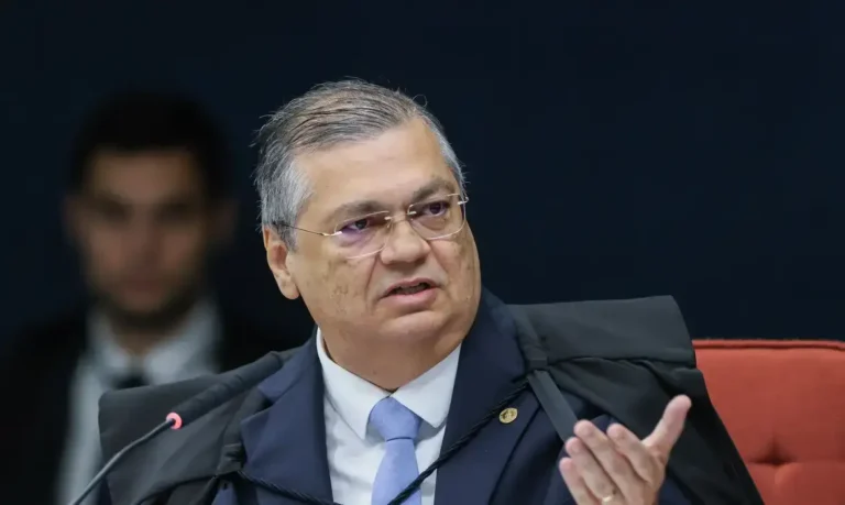 Edson Fachin ordena investigação da Polícia Federal sobre ameaças contra Flávio Dino
