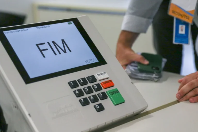 Eleições 2026: urnas abertas em todo o Brasil para o primeiro turno