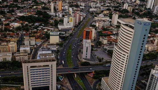 Emprego formal em Cuiabá cresce 19,6% em agosto e supera desempenho estadual