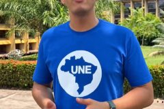 Estudante da UFMT anuncia suspensão de aulas e pede voto para Lula em vídeo