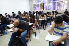 Exame de proficiência em língua portuguesa para estrangeiros começa nesta terça-feira