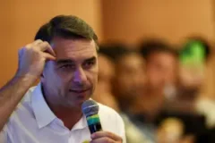 Flávio garante manutenção de pisos para saúde e reajuste do salário mínimo