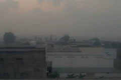 Fumaça densa toma conta de manaus e mantém qualidade do ar ruim