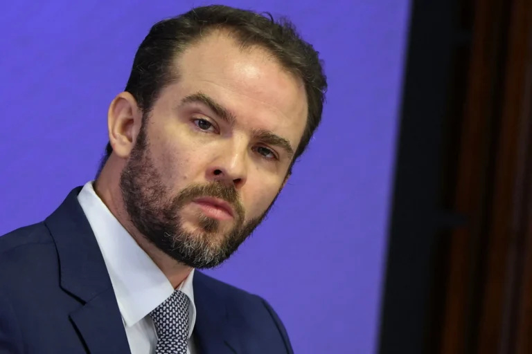 Governo federal prepara bloqueio automático de PIX e TED para casas de apostas
