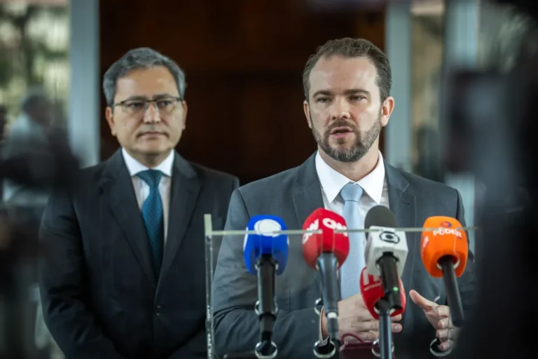 Governo negocia com setores da economia detalhes sobre o novo imposto seletivo