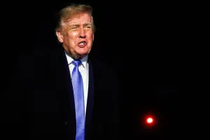 Impasse entre Estados Unidos e Irã cria ciclo de incertezas e pressiona mercado global de petróleo