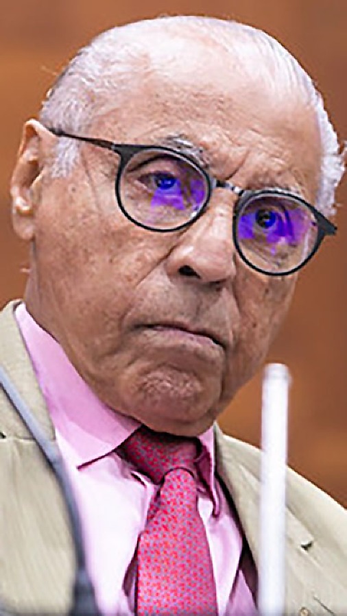 Júlio campos perde metade dos votos e fica fora da nova legislatura estadual