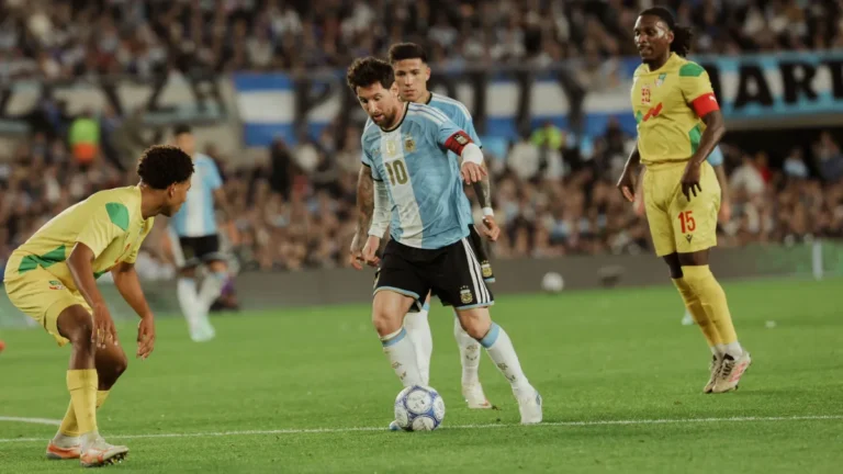 Lionel Messi encerra trajetória histórica na seleção argentina após vitória contra Benim