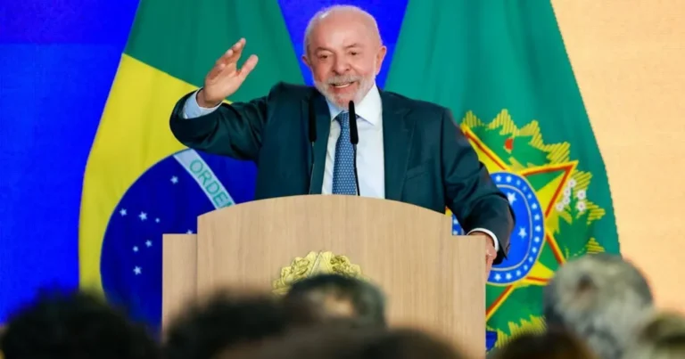 Lula pede ao tribunal eleitoral que intermedeie acesso a dados em embate de sigilos
