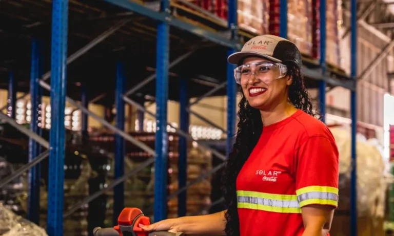 Mato Grosso tem mais de 200 oportunidades de trabalho abertas pela Solar Coca-cola