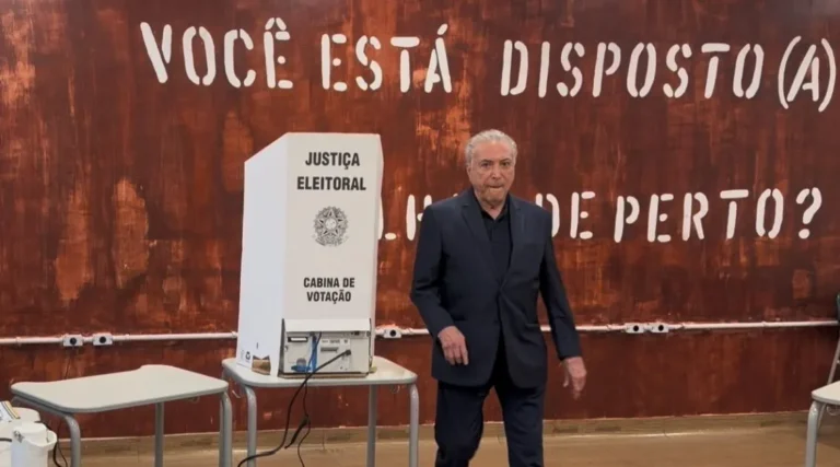 Michel Temer vota em São Paulo e pede pacificação após urnas