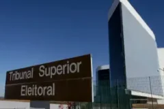 Ministro do TSE proíbe novas publicações de nikolas e marçal sobre conteúdos já derrubados