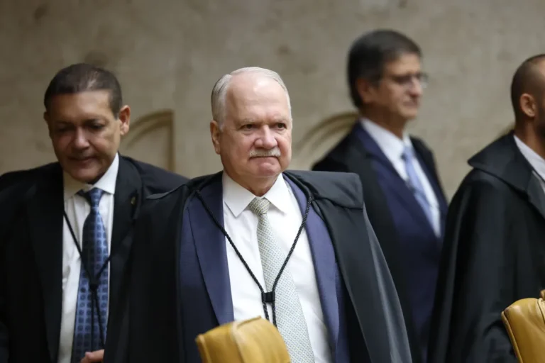 Nova regra no STF busca frear disputas internas e limitar escolha de relatores