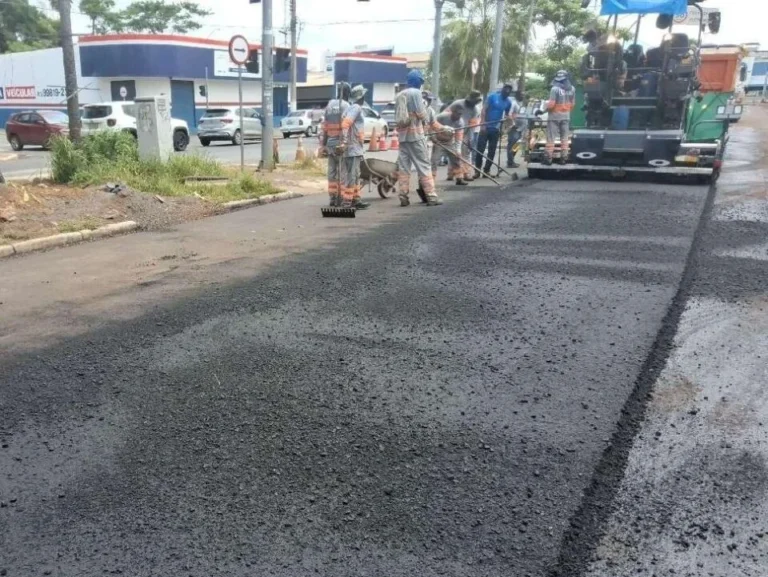 Obras de asfalto em cuiabá recebem investimento milionário da prefeitura