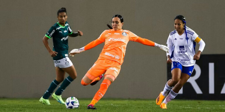 Palmeiras exclui goleira Kate Tapia da Libertadores Feminina após conflito disciplinar