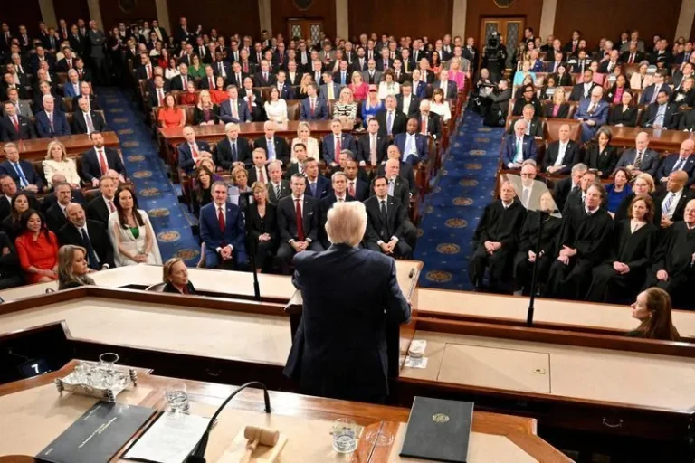 Pesquisa da Ipsos aponta possível virada democrata nas eleições dos EUA