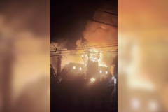 Prédio histórico desaba na França após incêndio durante protestos