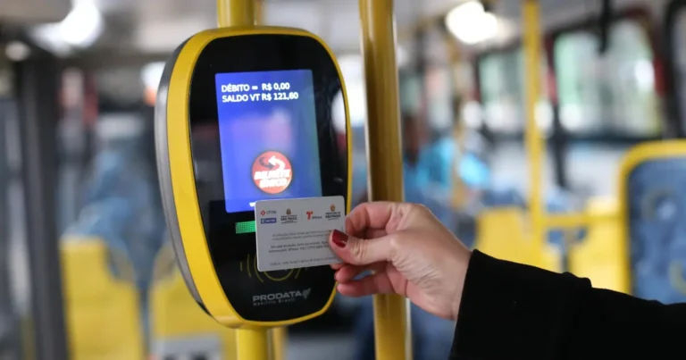 Proposta de tarifa zero no transporte público gera debate político