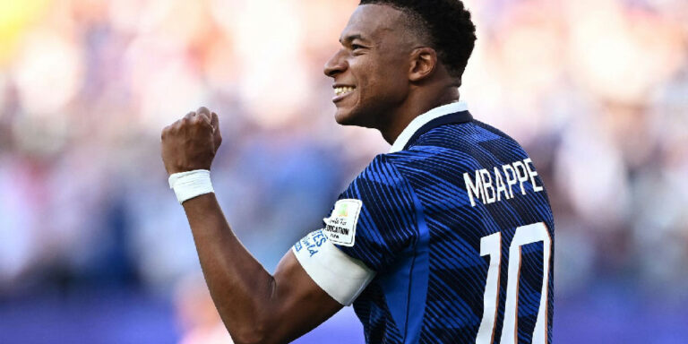Racismo marca um em cada cinco ataques virtuais contra atletas na Copa do Mundo