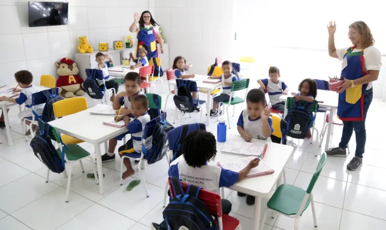 Recife abre dezenas de creches para facilitar voto dos pais no segundo turno