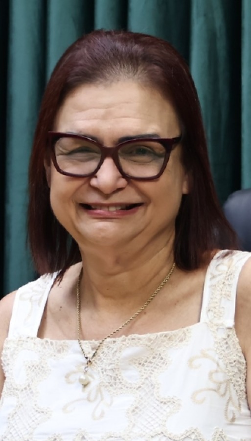 Rosa Neide retoma mandato na Câmara dos Deputados em Brasília