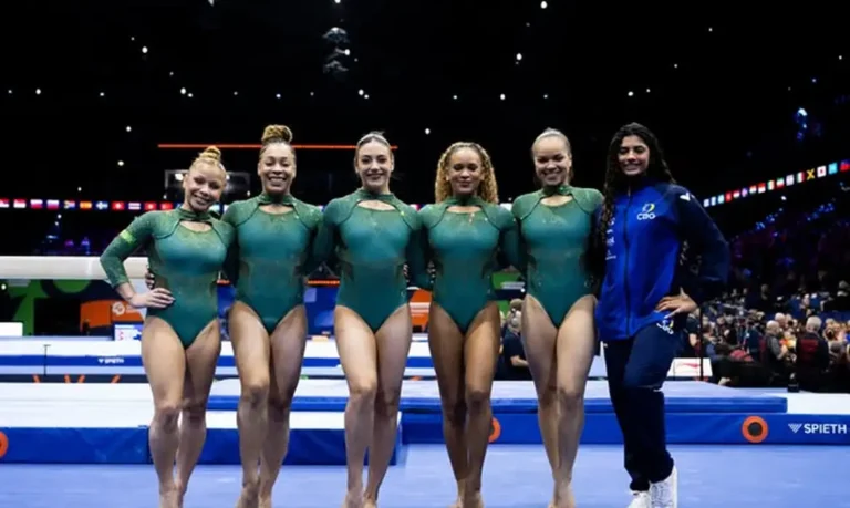 Seleção brasileira conquista a quinta colocação na final por equipes do Mundial de Ginástica