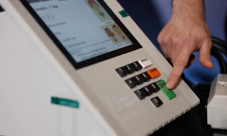 STF prorroga até 19h votação no país devido a falhas no transporte público