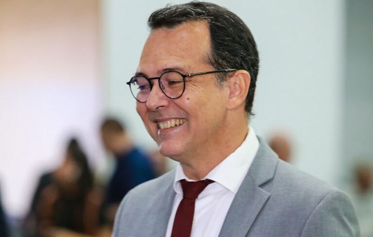 Urna mato-grossense revela contrastes e votações expressivas de candidatos