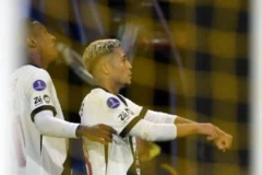 Vasco conquista La Bombonera e entra para lista histórica contra o Boca Juniors