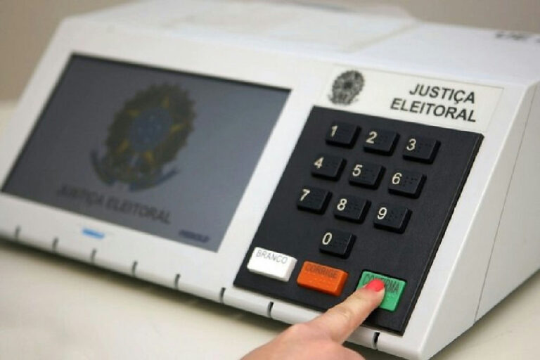 Voto para o Senado exige atenção redobrada do eleitor nas urnas