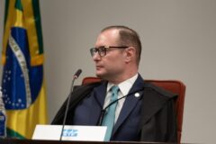 Zanin limita prorrogação de votação no STF a urnas que seguiam abertas
